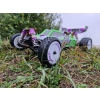 Samochód zdalnie sterowny terenowy wyczynowy WLToys 104002 1:10 4WD 2,4Ghz